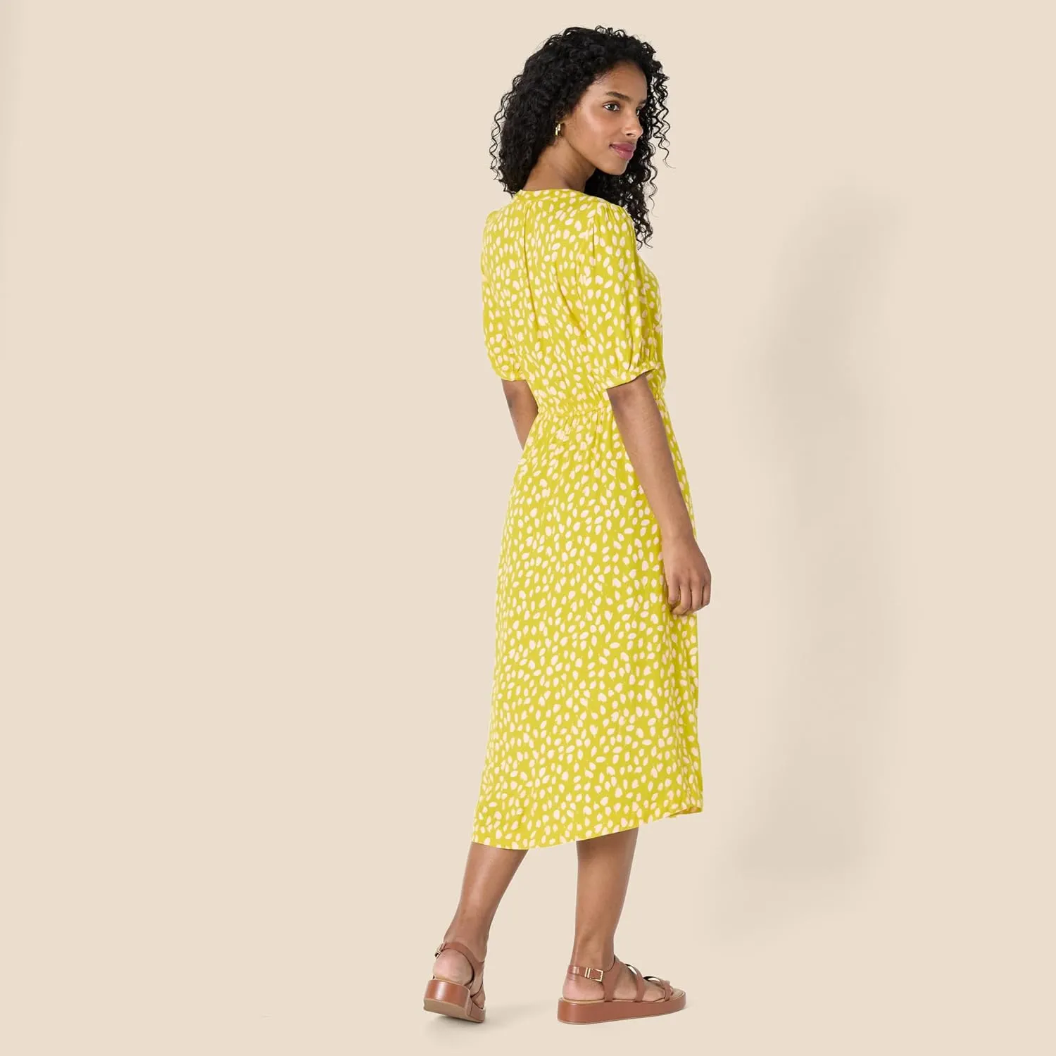 Amazon Essentials Women's Relaxed Fit Half-Sleeve Waisted Midi A-Line Dress